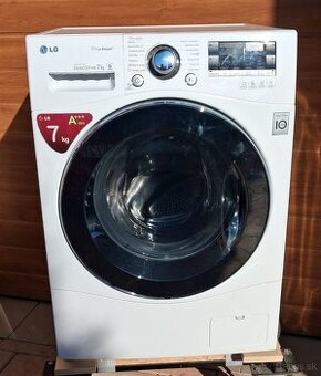 Automatická práčka LG