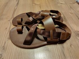 Vivobarefoot sandále - 1