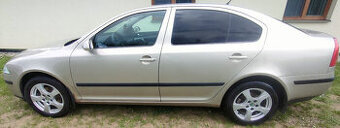 Škoda Octavia II 1.6 benzín - Ambiente