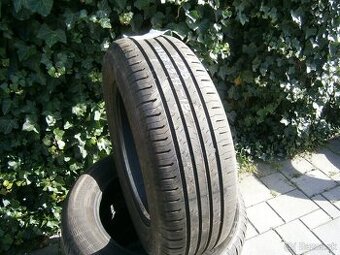 Predám 4x letné pneu Continental 215/65 R17 99VXL