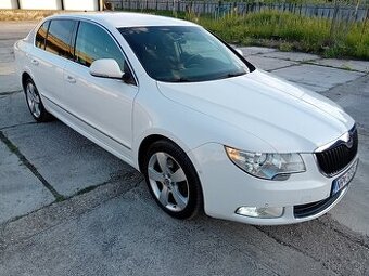 Škoda Superb 2010 2.0tdi DSG Elegance