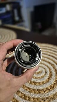 Sony e-mount 50mm f1.8 OSS