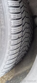 Zimné pneu  3kus 255/45 R20  Hankook