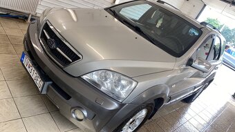 KIA sorento 2.5 disel 4x4 manuál 5q