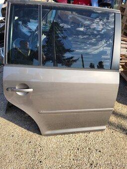 Volkswagen touran dvere zadne prave