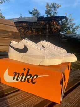 Nike Blazer Low Vintage White Black - 1