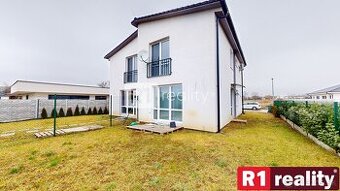 Dvojdom "SpA 24" /2 x 4 izbové byty s vlastným pozemkom/dv - 1