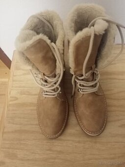 Dámske čižmy z brúsenej kože c.38