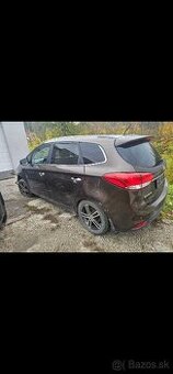 Kia Carens 2014 na náhradné diely