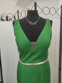 zelené spoločenské šaty s opaskom