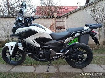 Honda NC750X DCT 2015