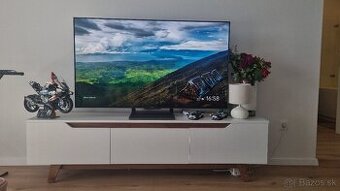 Obyvacia skrinka na TV