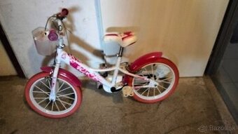 Dievčenský bicykel
