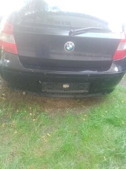 ROZPREDAM BMW E87 CIERNA