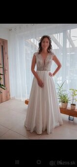 Moderné svadobné šaty Ivory