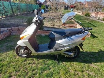 Honda lead 100
