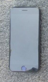 Predam iphone se 2020 128gb