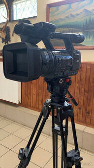Sony HDR-AX2000 AVCHD Camcorder PAL