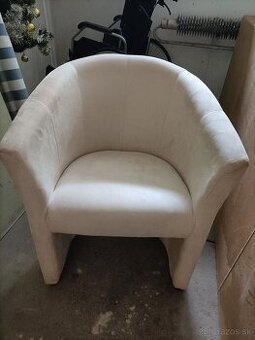 Elegantne kreslo - 1