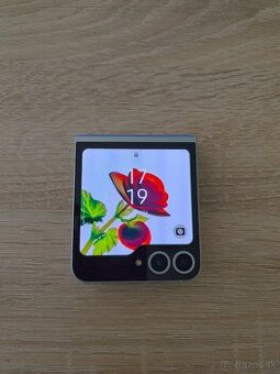 Samsung galaxy z flip6 - 1