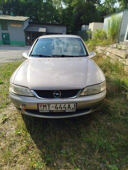 Opel Vectra 1.8i 16V