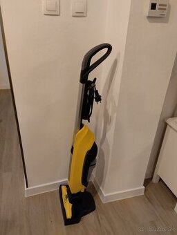 Predám Karcher FC5