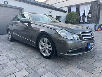 Mercedes-Benz E trieda Kupé 350 CDI Blue