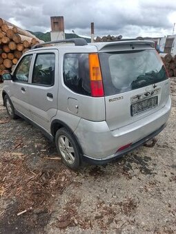 Suzuki Ignis 1,3  benzín