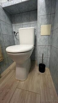 WC kombi toaleta – plne funkčná, čistá, pripravená 🚽