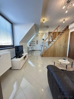 Štýlový 2 izbový mezonet v centre Nitry