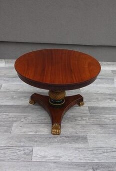 Stolík konferenčný okrúhly – neoklasický .