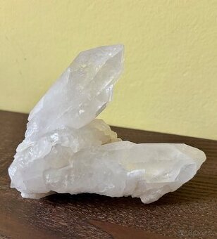 ZAUJÍMAVÁ KRIŠTÁĽOVÁ DRÚZA 565 g