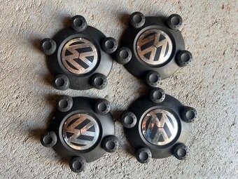 Predám kryty šrobov na plechové disky 5x112 Volkswagen