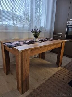 Predám rozkladací stôl
