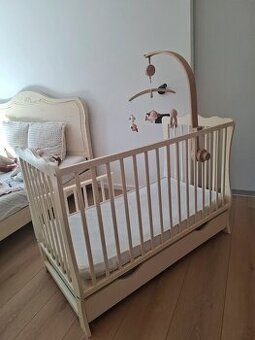 Detská postieľka so zásuvkou a matracom