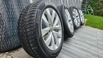 Zimne pneu 215/55/R17 s diskami VW 7J ET38