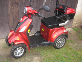 Selvo 41000 Li elektrický invalidní vozík