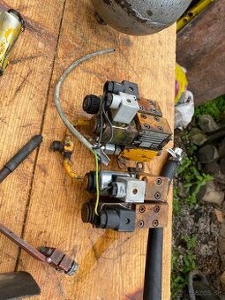 Predam náhradné diely na lkt 81 turbo