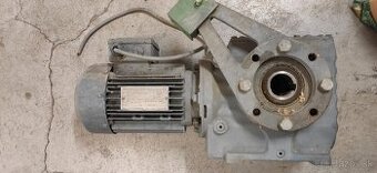 SEW EURODRIVE SA67 DT80N4