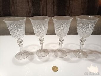 Krištáľové poháre - 4 ks sada