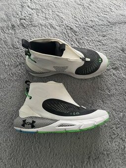 Under Armour Storm