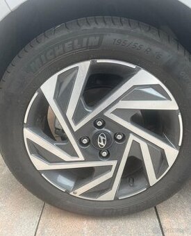 Predam letne pneumatiky Michelin Primacy 4 195/55 R16 87H
