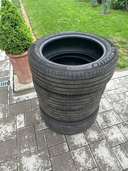 MICHELIN e-primacy 205/55 R19