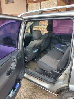 Predam Opel zafira