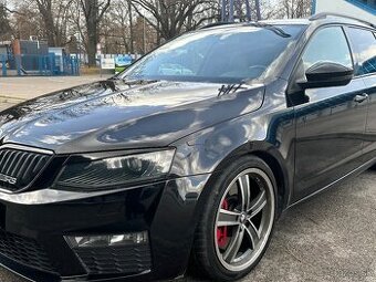 ŚKODA OCTAVIA 3 RS