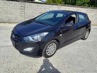 Hyundai I30, 1,4 benzin