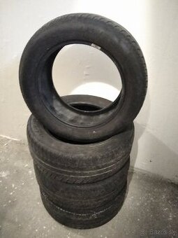 Pneu 215/55 r16
