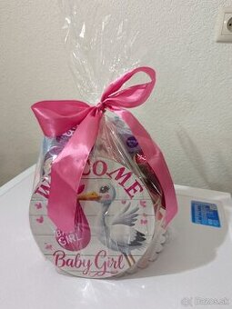 Originálna plienková torta pre dievčatko