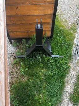 Bedňa za traktor s paletovacími vydlami do trojbodu