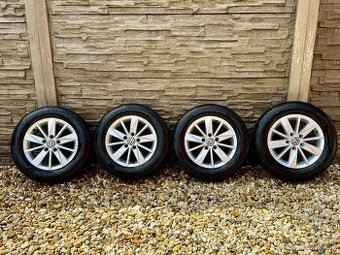 Komplet letnú sadu alu na Vw,Škoda,Seat, - 5x112 195/65 R15.